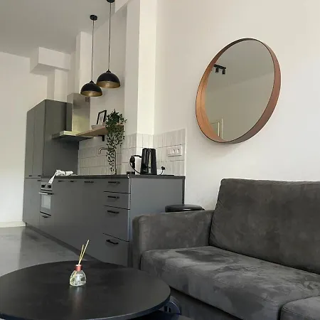 Apartment Stylish 2 Bedroom Serviced In *
