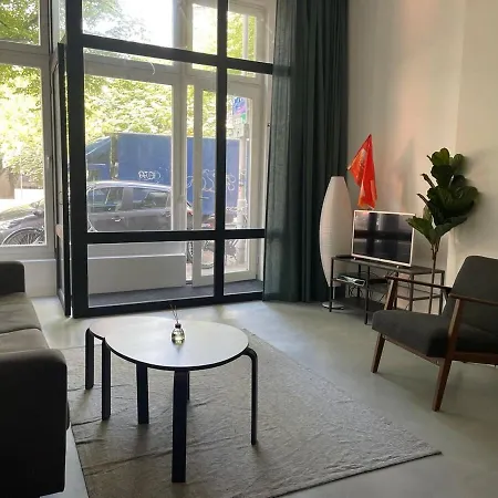 Apartment Stylish 2 Bedroom Serviced In *